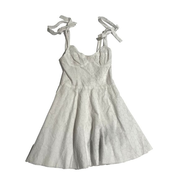 ARE YOU AM I Laeta Dress in White
